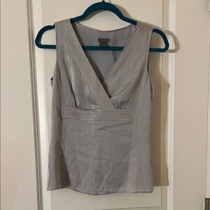 Ann Taylor Gray V-Neck Tank Top